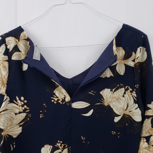 NWT belongsci flower dress - Picture 3 of 7